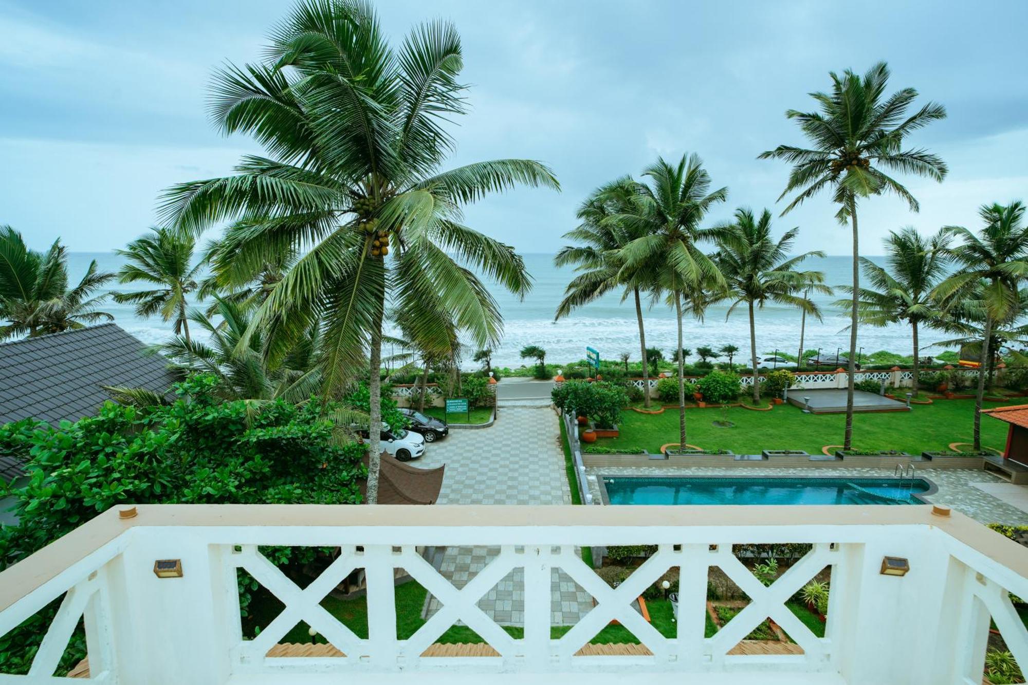 Asokam Beach Resort Каннур Экстерьер фото